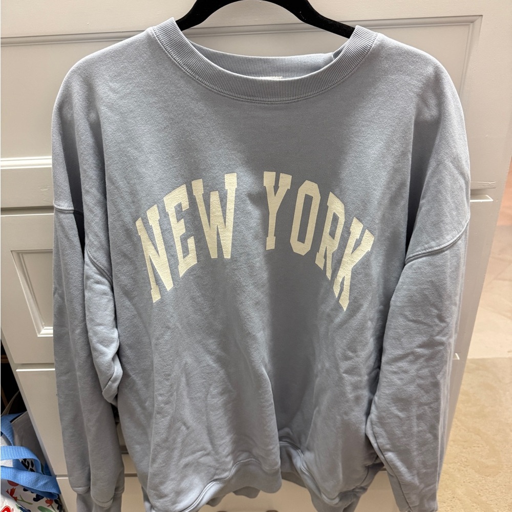 Brandy Melville New York Crewneck